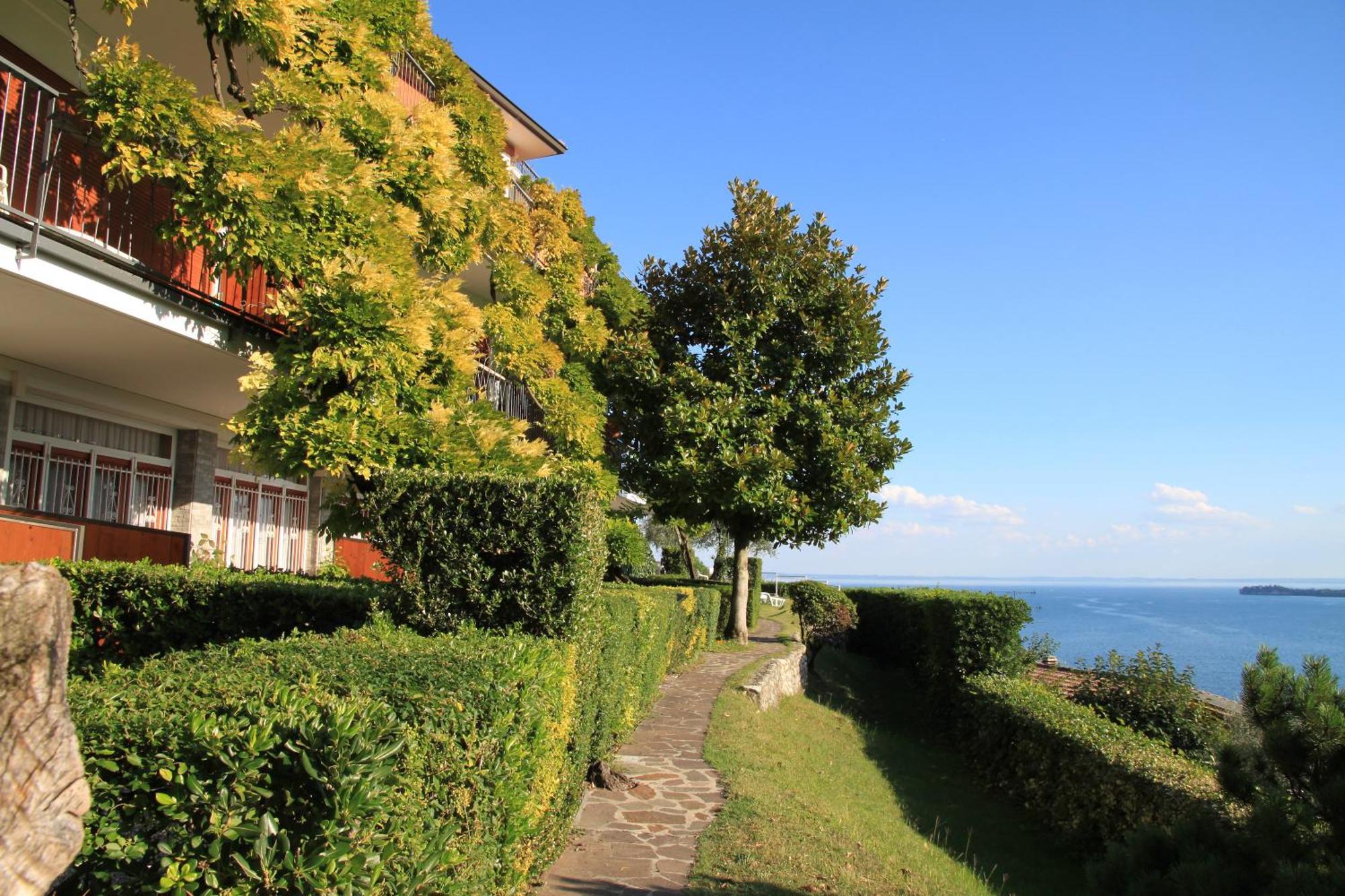 La Villa Fasano Gardone Riviera Exterior foto